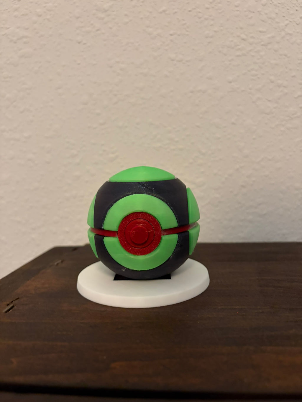 Luminous Dusk Ball Poké Ball Display